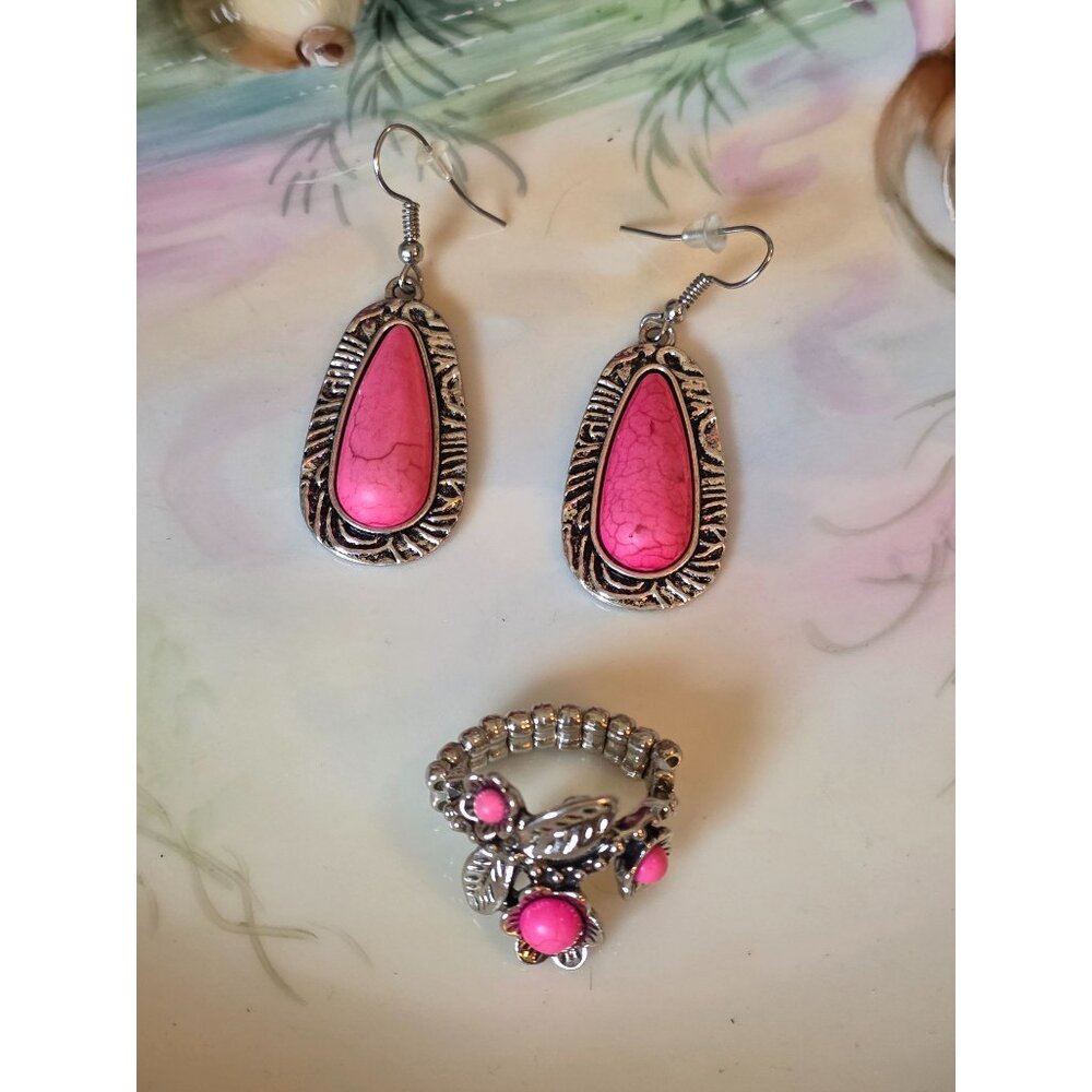 Pink‎ Teardrop Earrings & Beaded Ring Set